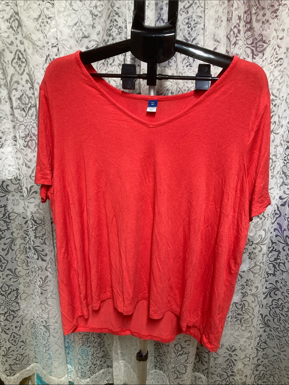 🔵 Old Navy Coral V-Neck Luxe Tee XXL